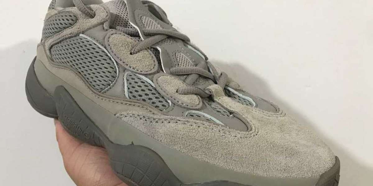 Yeezy 鞋款風靡全球：探索 Yeezy 700 OG、Yeezy 750 及 Yeezy 童鞋的魅力