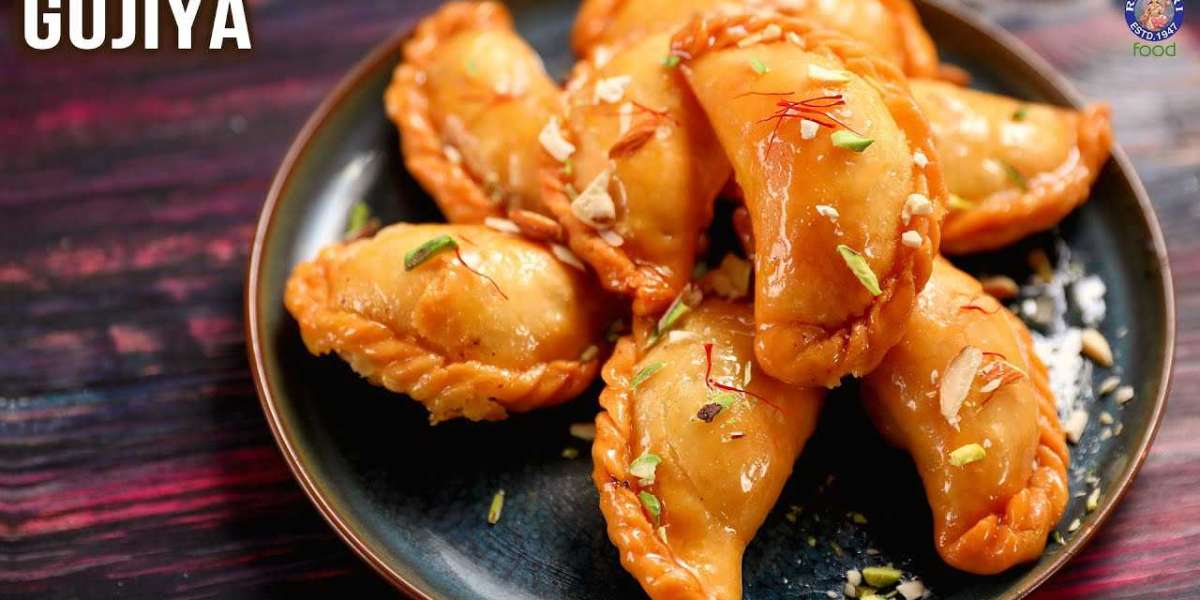 Delicious Gujiya Recipe: A Traditional Indian Sweet for Every Occasion | IndianBreakfastRecipe