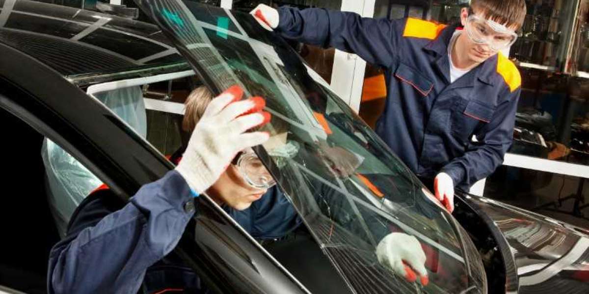 Professional Windshield Repair Services – Speedy Mobile